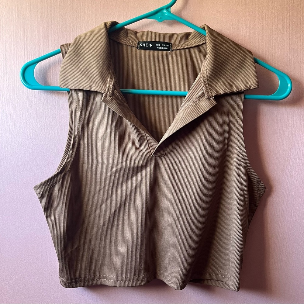 🆕Shein Brown Cropped Collar Tank🤎